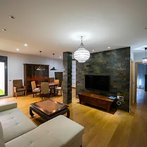 https://luxury-valdespino.es-andalucia.com